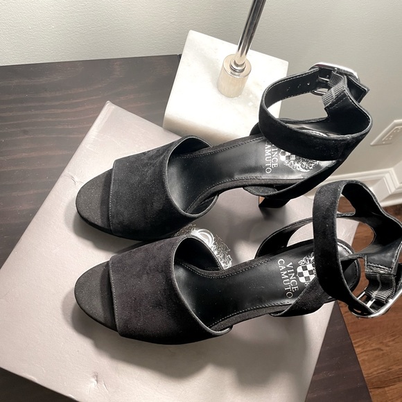 Vince Camuto Sophette Block Heel Sandal - Picture 5 of 6